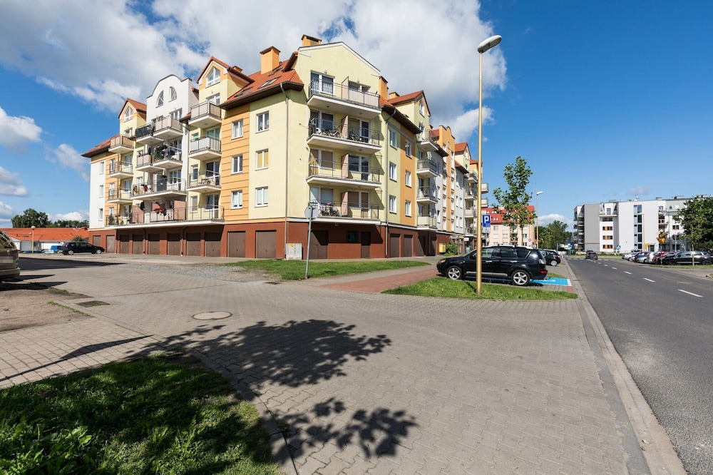Apartments 11 Listopada by Renters view 4