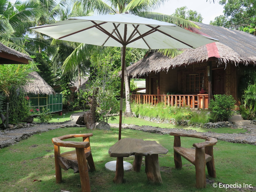 Oasis Resort