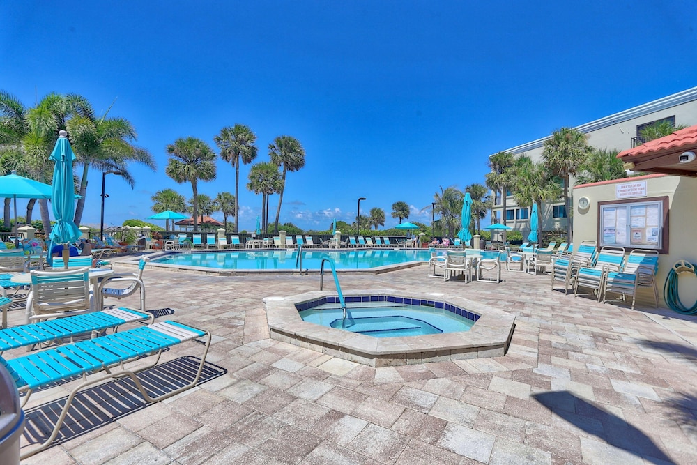 Land's End 11-405 Beach Front - Premier