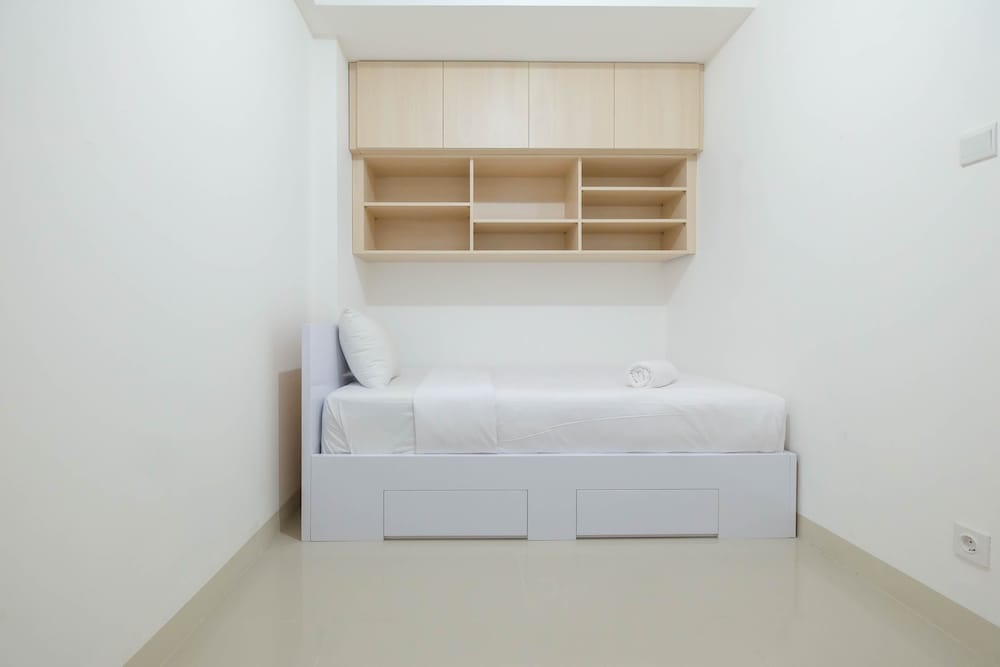 Cozy 2Br Signature Park Grande Apartment Mt Haryono