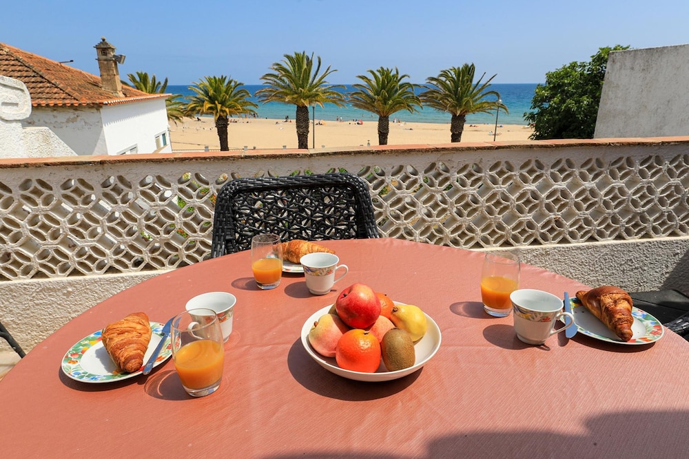 B86 - Beachline Apartment in Praia da Luz