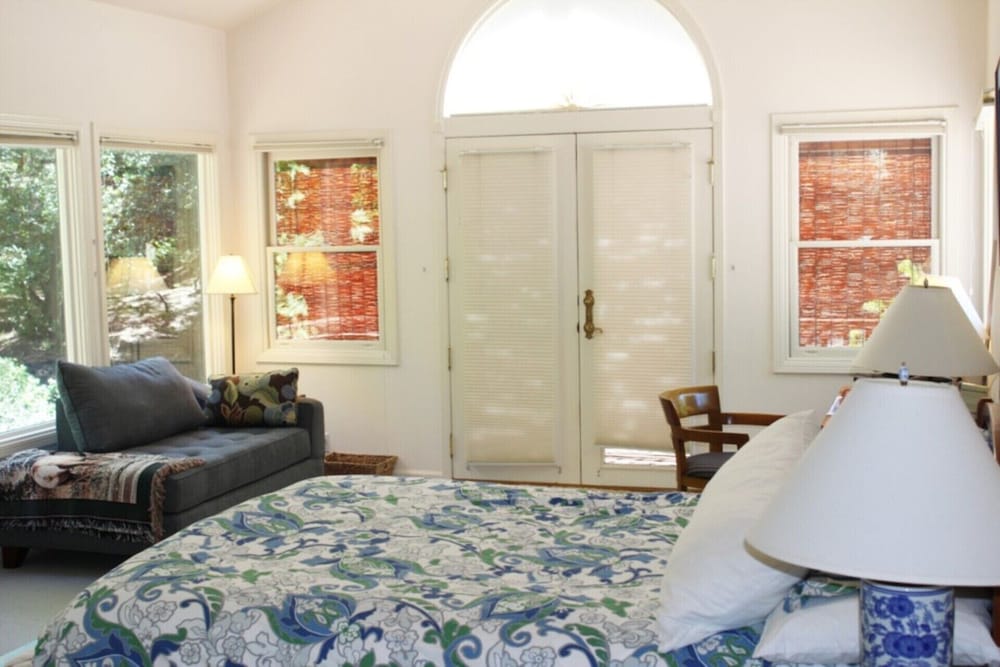 Charming House With Private Pool in Beautiful Location, Sonoma House 1008 view 3
