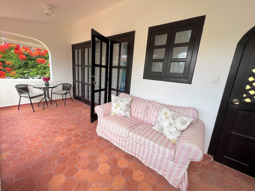 TROPICAL VILLAS playa LOS CORALES