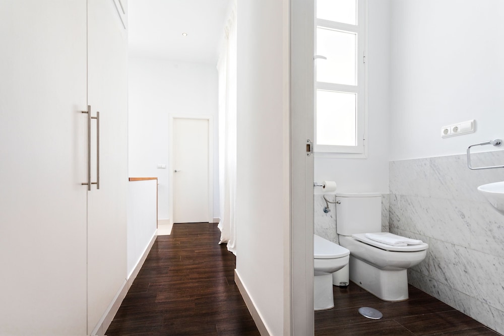 Wonderful Duplex Located in the Center of Malaga. Larios II