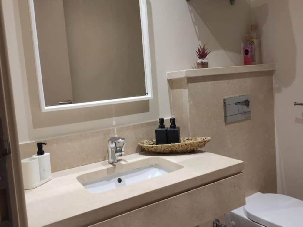 El Gouna Vacations - Mangroovy Magic PoolView 1BR in Beachfront Complex - Property Image 9