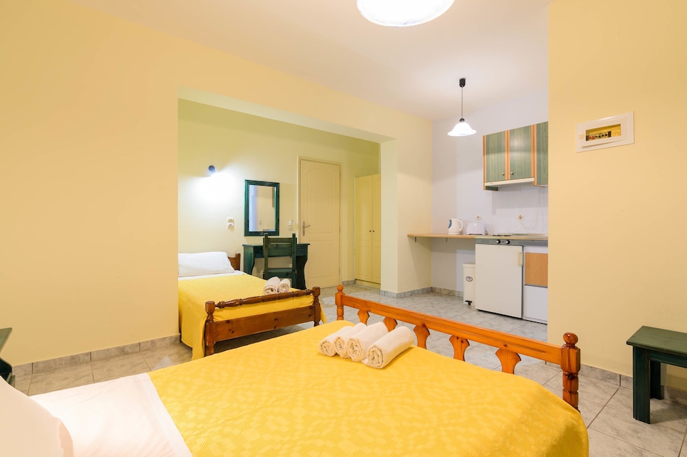Regina Apartments