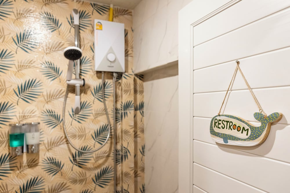 Sweett Lemon Hostel