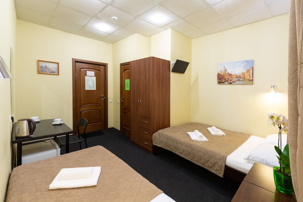 Mini Hotel Kashirskiy - Hostel