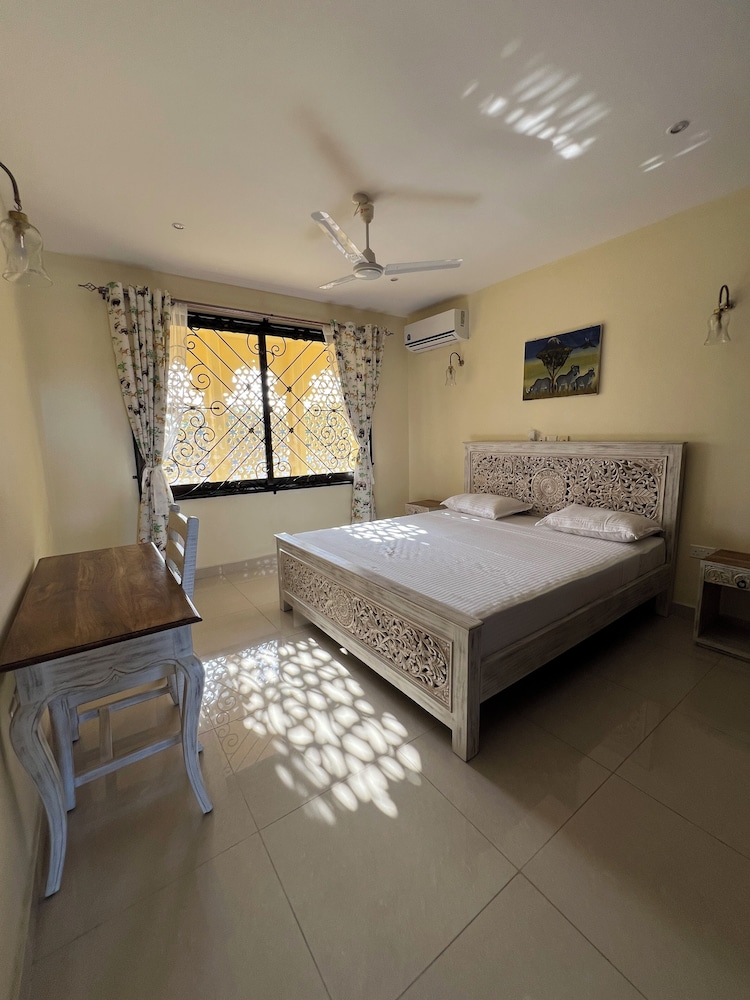 Mulla Apartments