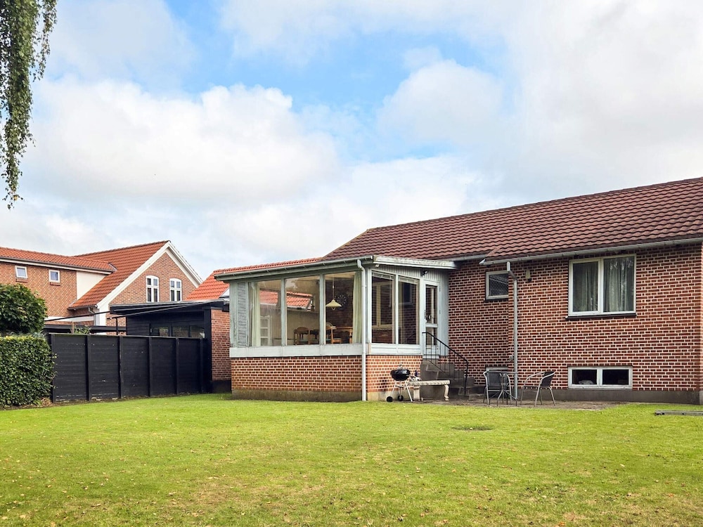 6 Person Holiday Home in Ansager