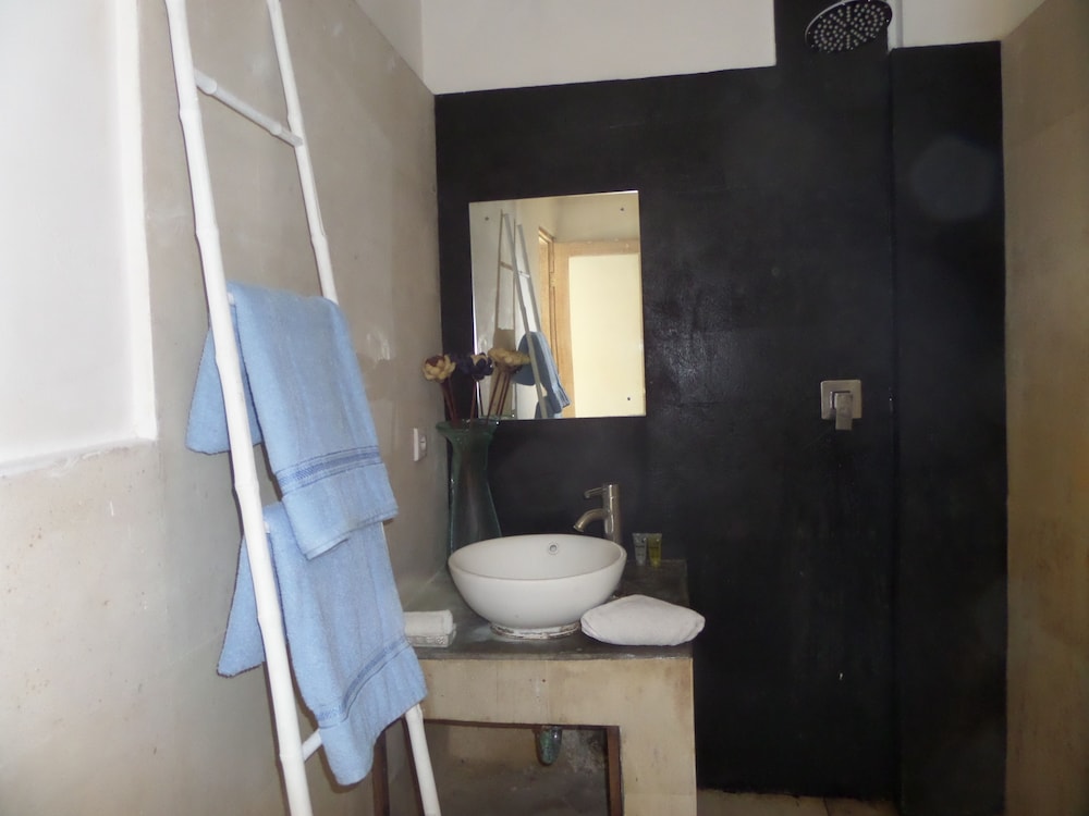 The Island Hotel Bali - Hostel
