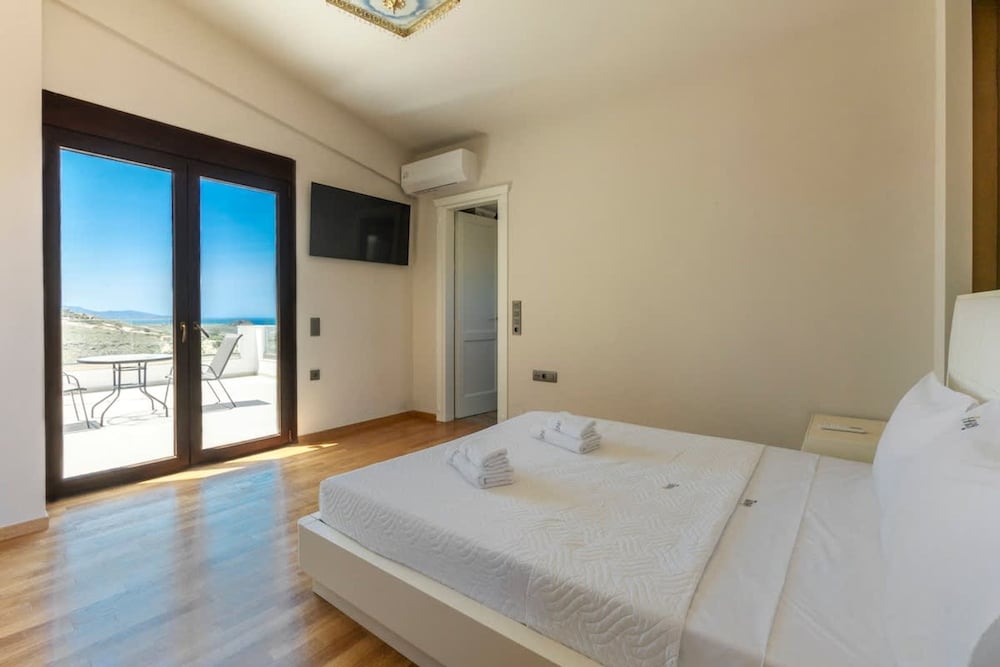 Villa Haria - Lux Villa With Private Pool in Crete
