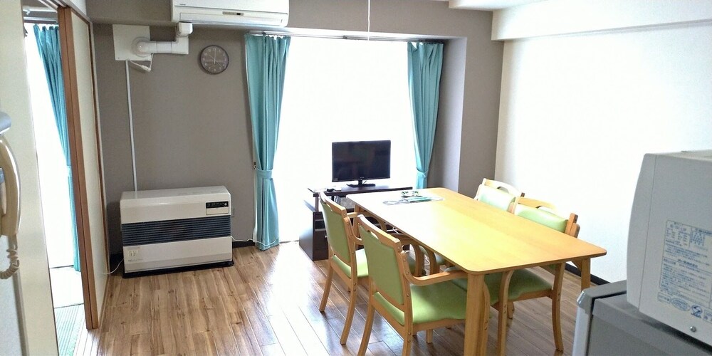 Heights Showa 702 view 5