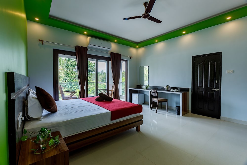 Om Shanti Residence