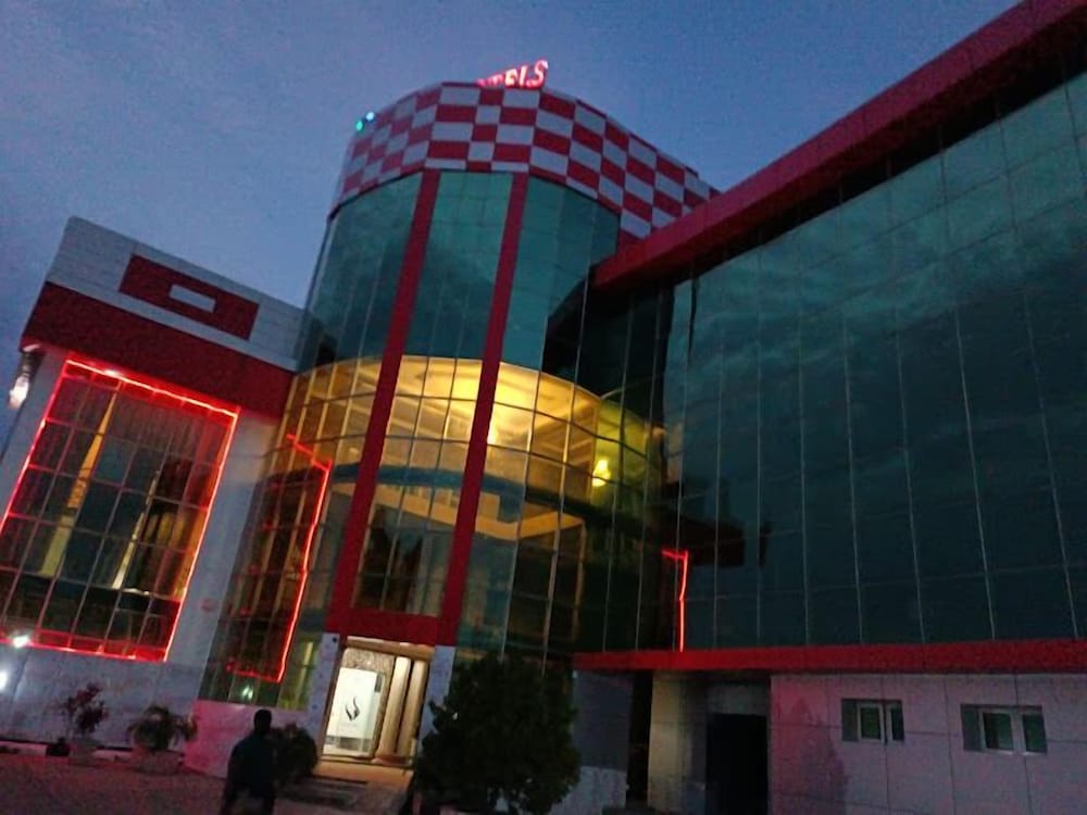 Somewatt Fresh Hotel