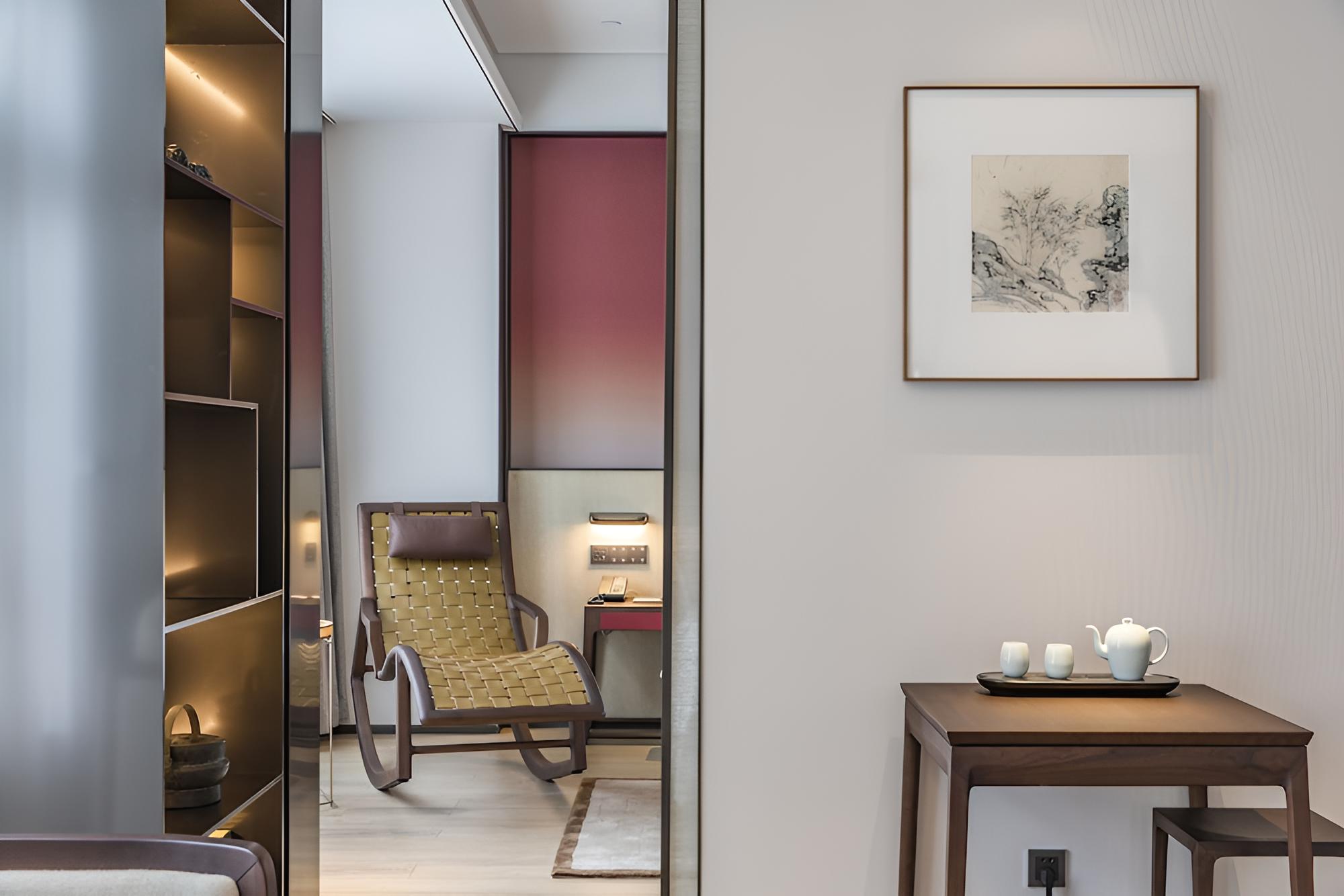 JOYA Shanghai Xujiahui Hotel