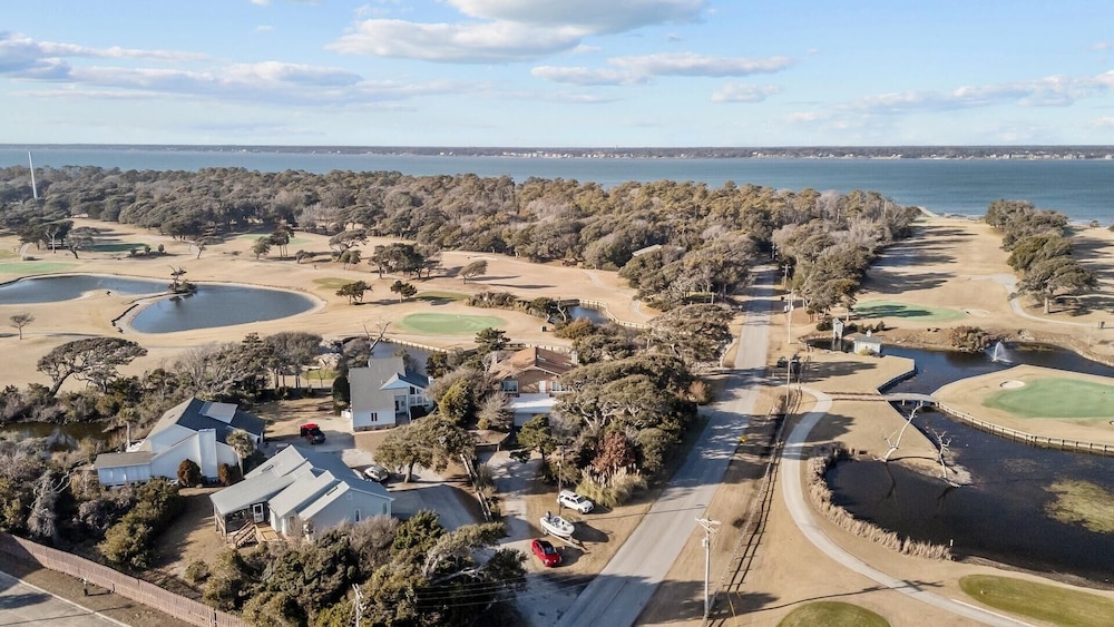 Fore Your Delight 3 Bedroom Townhouse