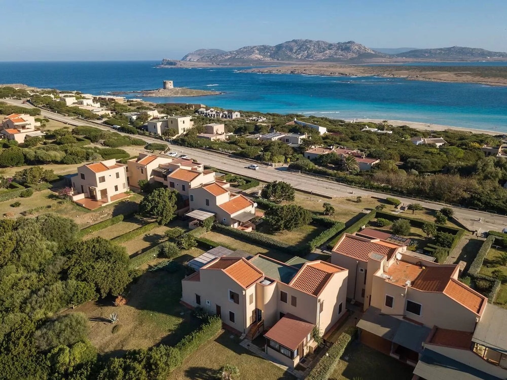 Delightful sea View Apartment With Veranda