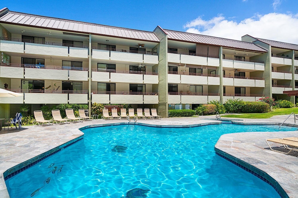 Complete Remodel - Ocean & Mountain Views - Concierge - Walk to Magic Sands - Vrkcv