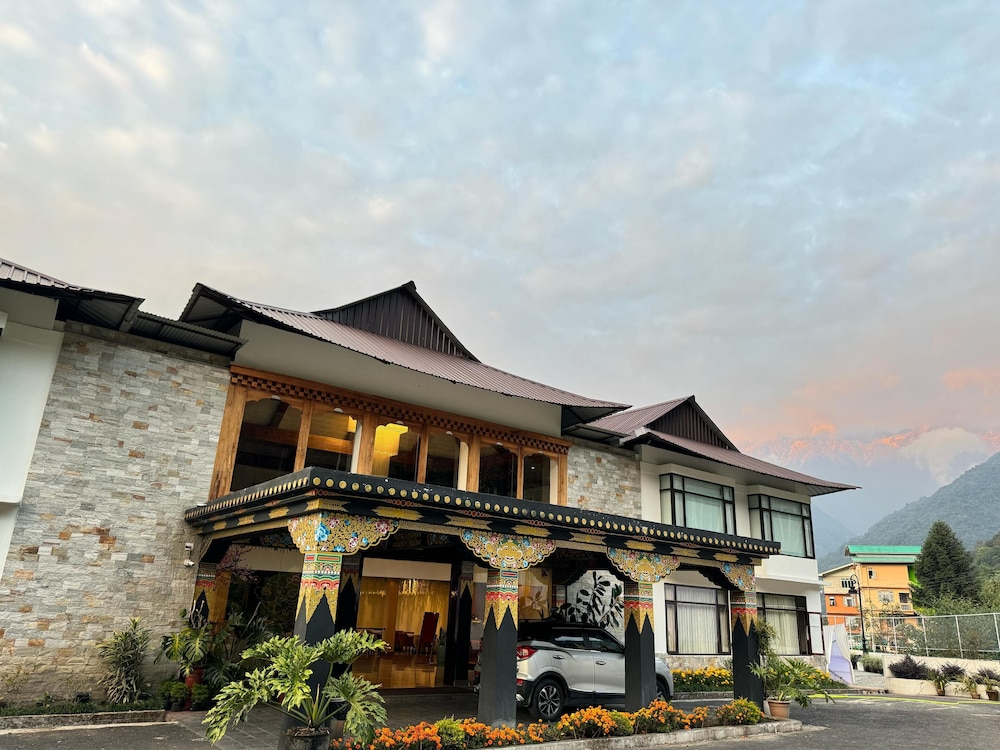 Namdul Retreat