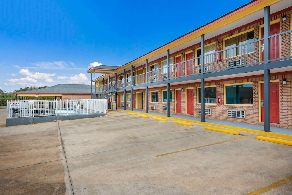 Econo Lodge Russellville
