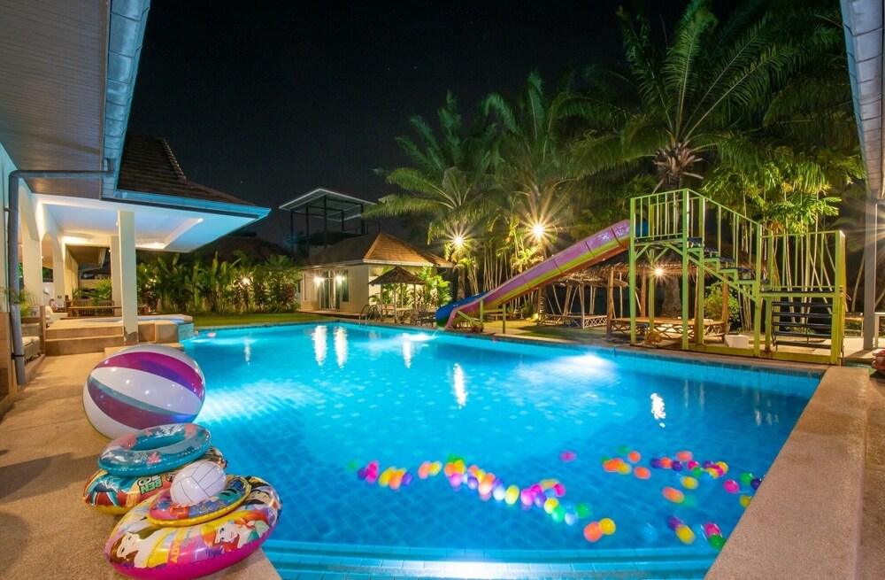 Pool Villa for Families and Party