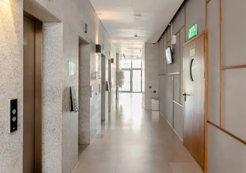 Fresh 3BR APT 32 Floor See View Tower