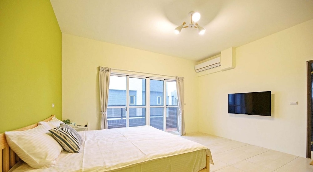 Miyue B&B II