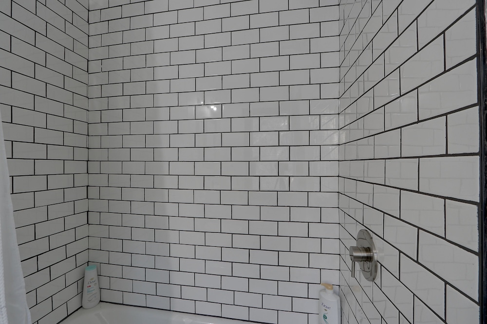ROVE LIVING/KB - Prospect