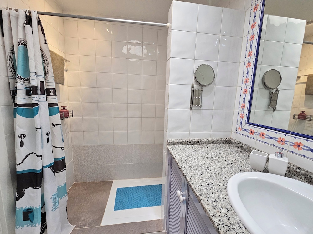 Comfortable Duplex Apartment Near the Beach