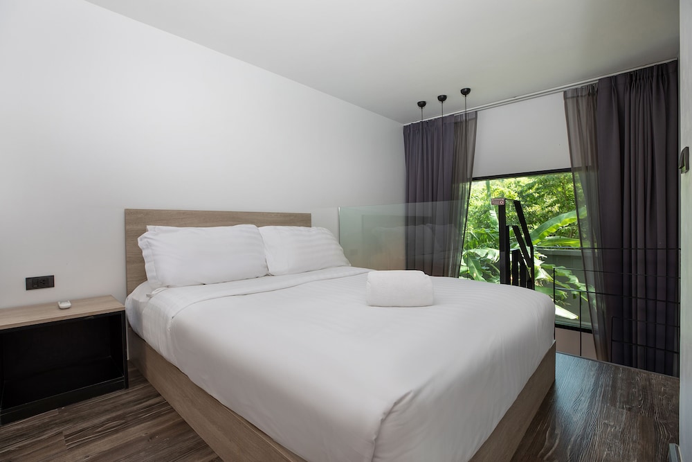 Private Loft near Naiharn Beach UTL B119