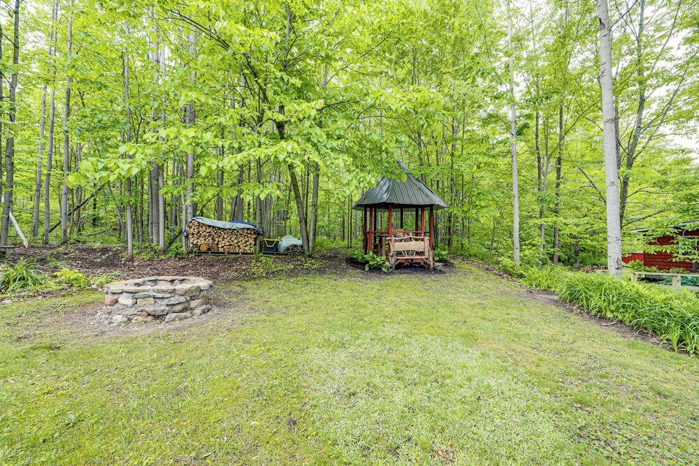 Adirondack Escape w/ River Access: Fish & Swim