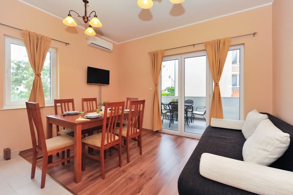 Apartments Kruno