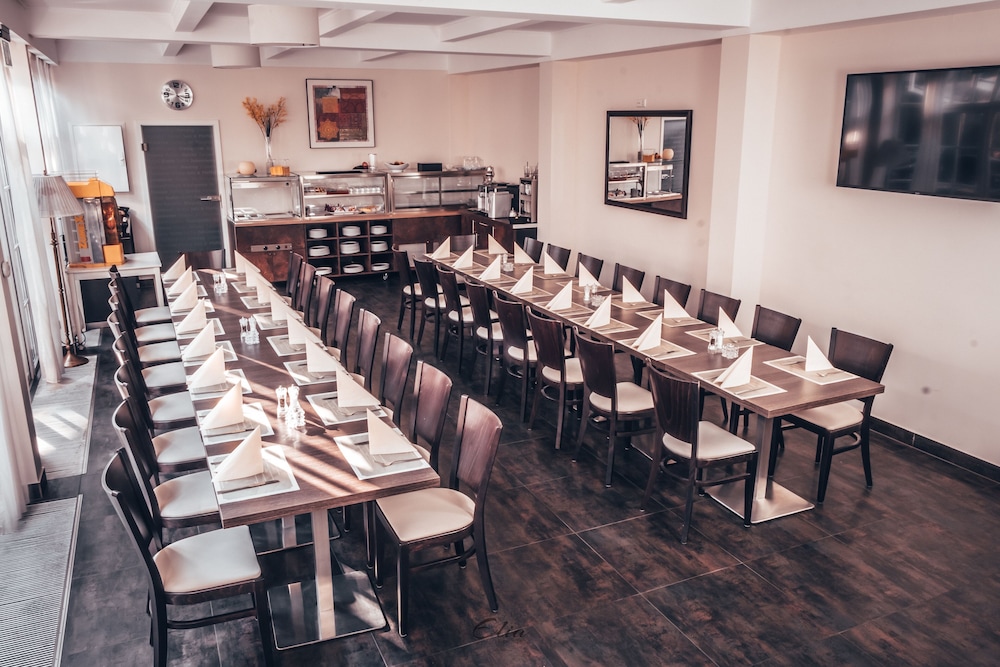 Sindelfingen Vacations - Hotel Knote - Property Image 6