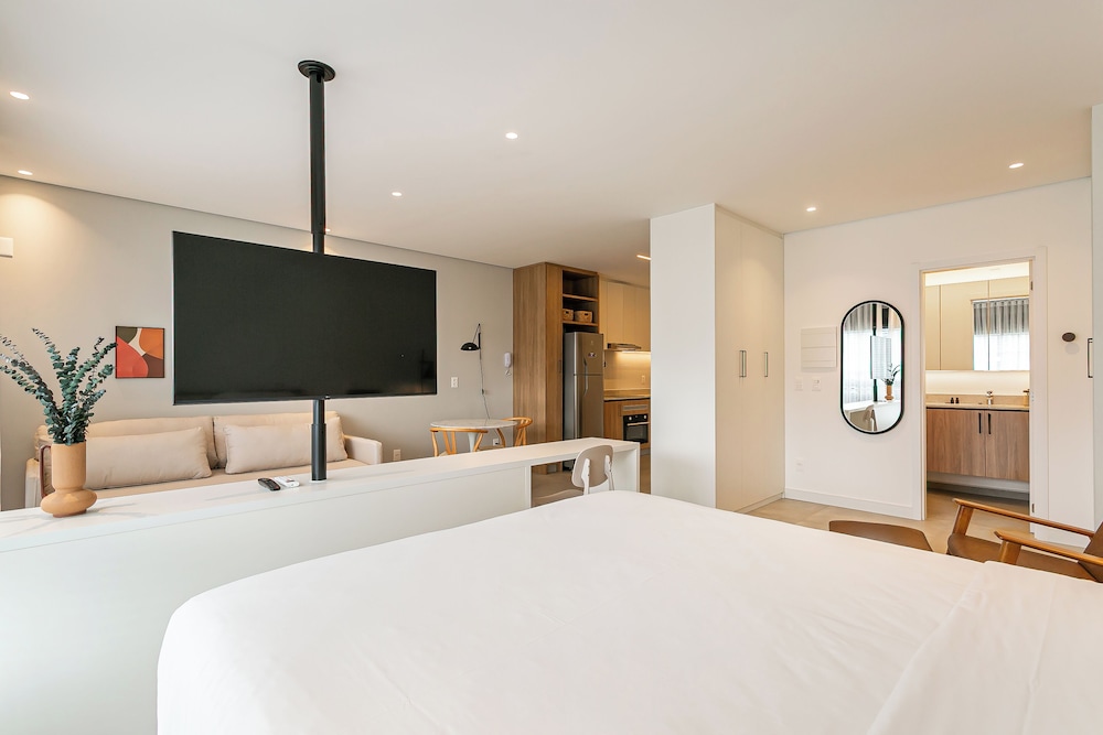 First Residencial Multifuncional by Viva - Conforto e Fácil Acesso às Melhores Praias de Floripa