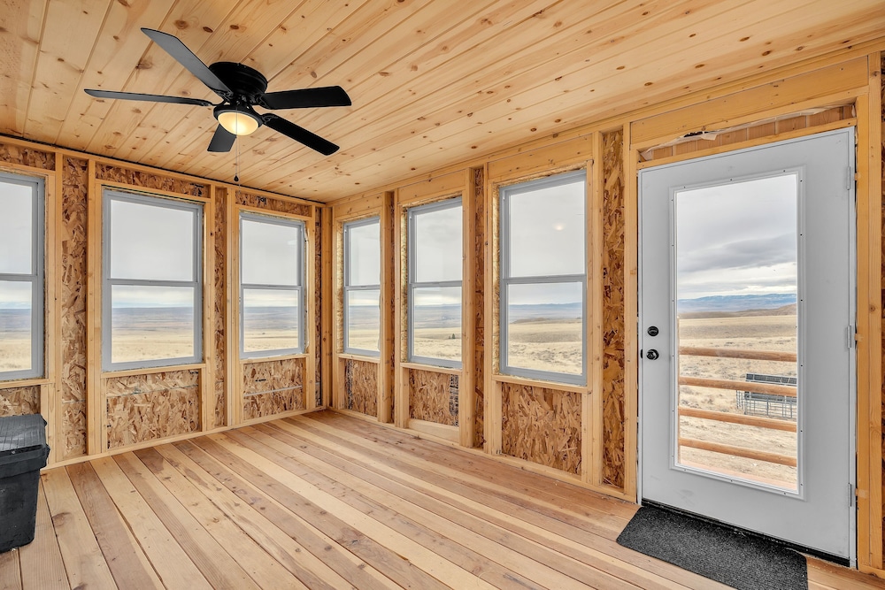 Mountain Cabin Near Trails, Skiing & Yellowstone 3 Bedroom Cabin