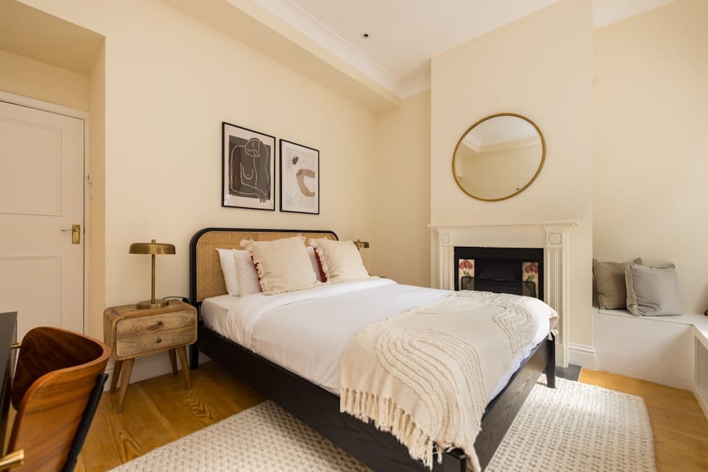 The Philbeach Gardens Place - Lovely 5bdr Flat With Terrace