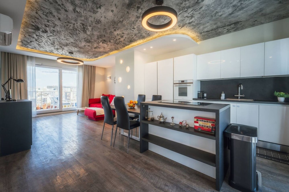 Balanzone s Creative Penthouse