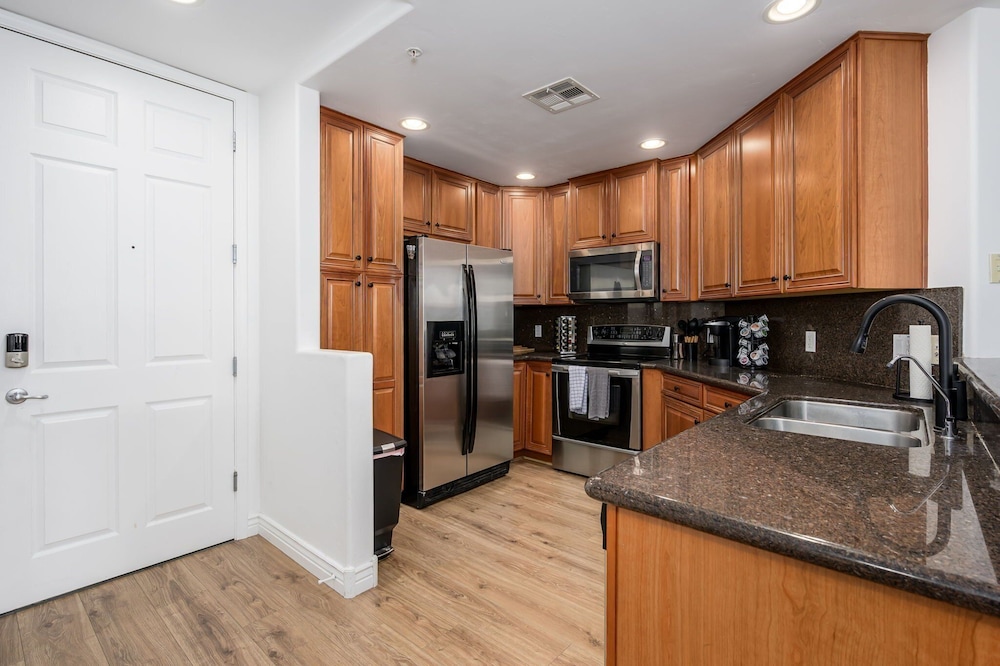 Villa Serenity 2 Bedroom Condo