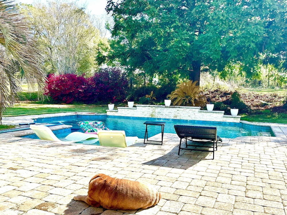 Southern Charm House Min From Shopping Beaches