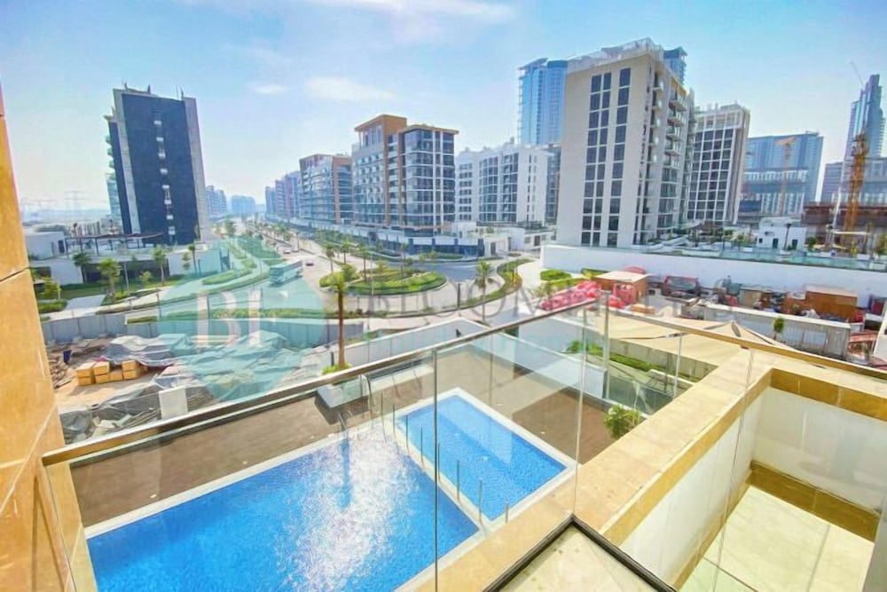 Bloomfields Grandeur 2BR In Azizi