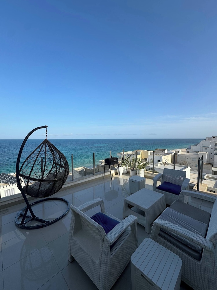 Cozy Apartment With Breathtaking View