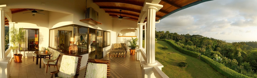 Cristal Ballena Boutique Hotel & Spa