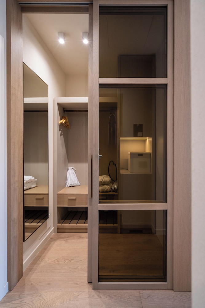 Anna Teresa Luxury