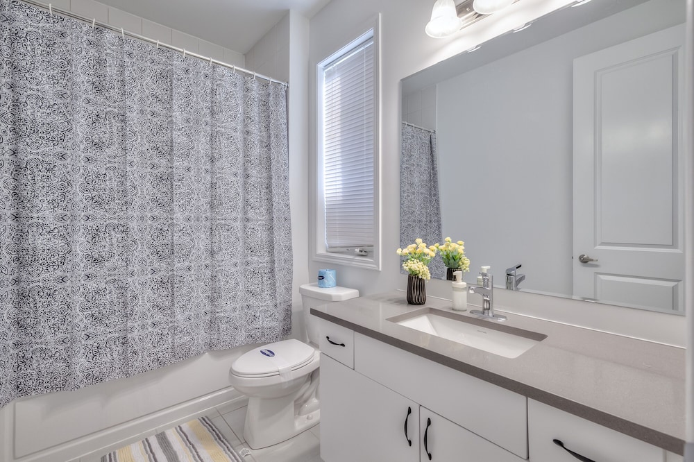 Ajax Suites