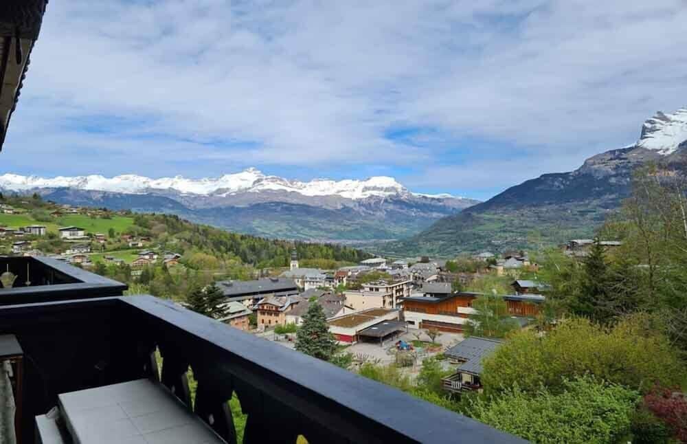 Alpenrose view 3