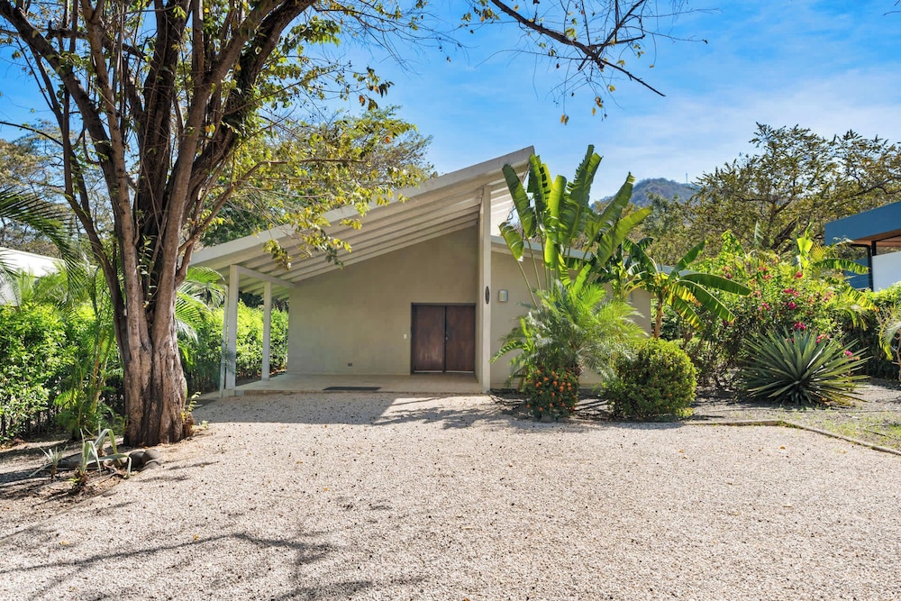3-BD Home with Pool Near Beach