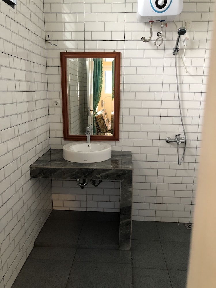 Photo 24