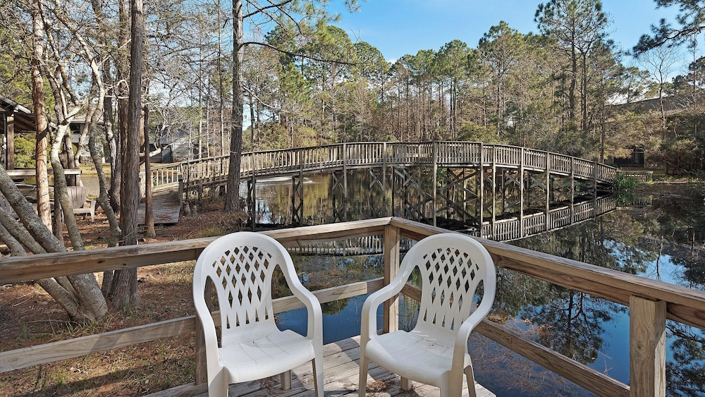 2br/2.5ba, Pool, Tennis, Beach Access!