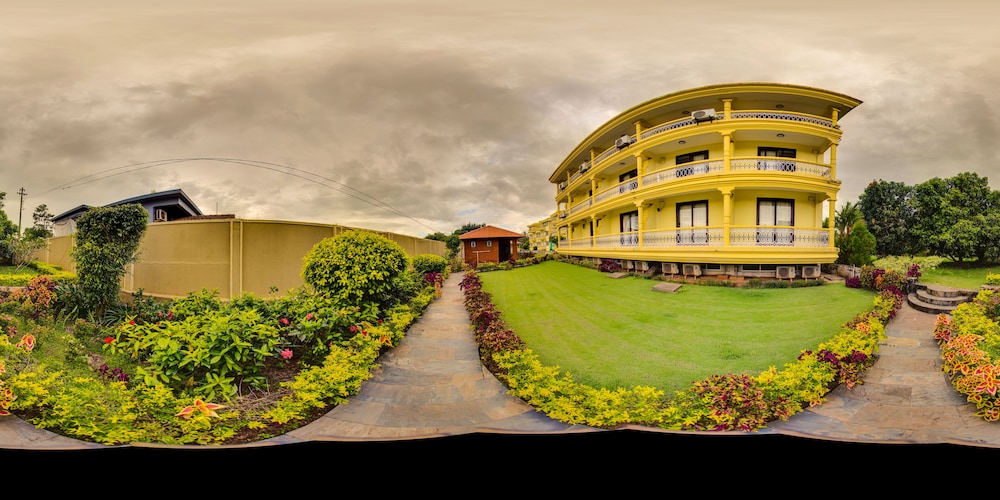 Praia Da Oura - Boutique Resort